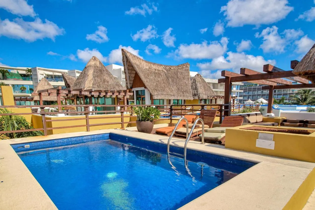 Pueblito Escondido Unit 102 Apartment Playa del Carmen